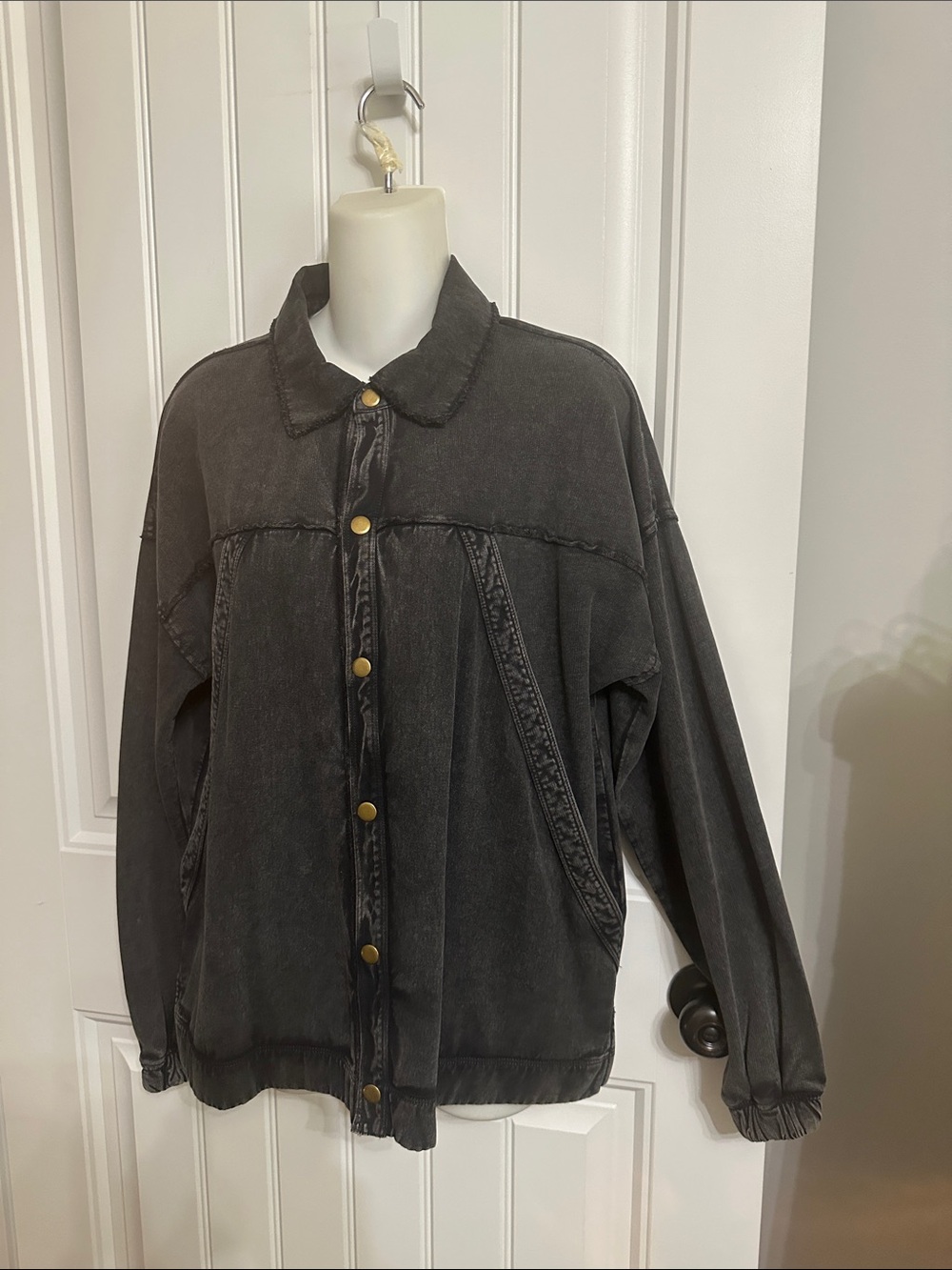 Appears new Canyon Retreat Distressed Jacket Medium